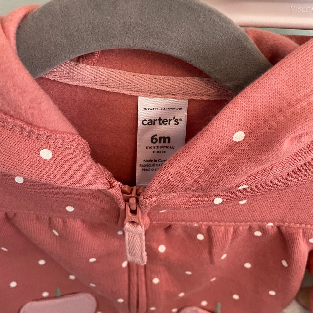Carter’s Apple Two Piece Set - Picture 5 of 6